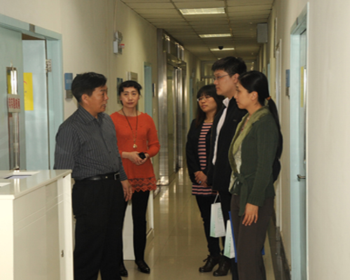 卫生局科教处领导到北京肝病研究所指导工作